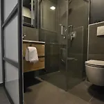 לינה וארוחת בוקר Mido זאדאר